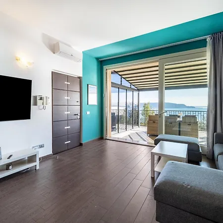 Apartment Virgilio Blue
